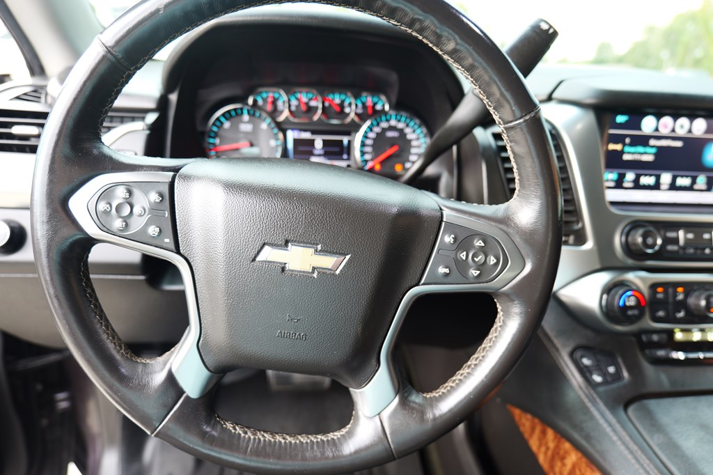 Photo 17 of this CHEVROLET TAHOE
