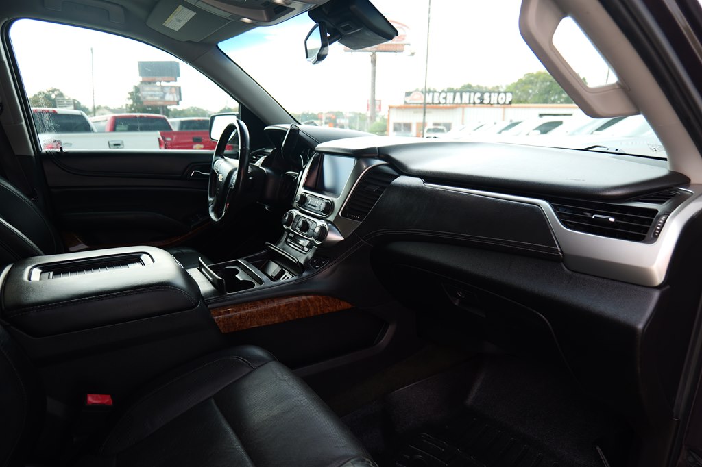 Photo 45 of this CHEVROLET TAHOE
