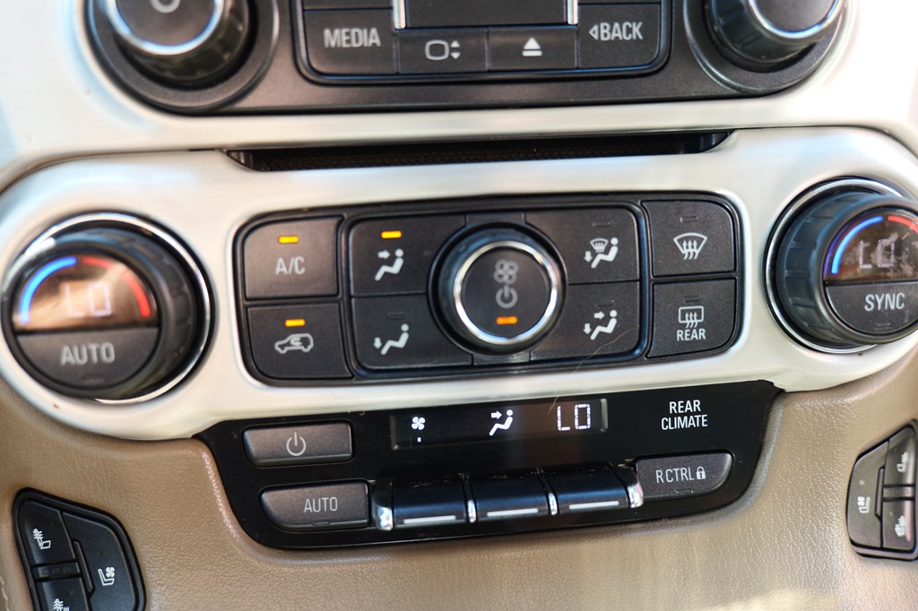 Photo 24 of this GMC YUKON