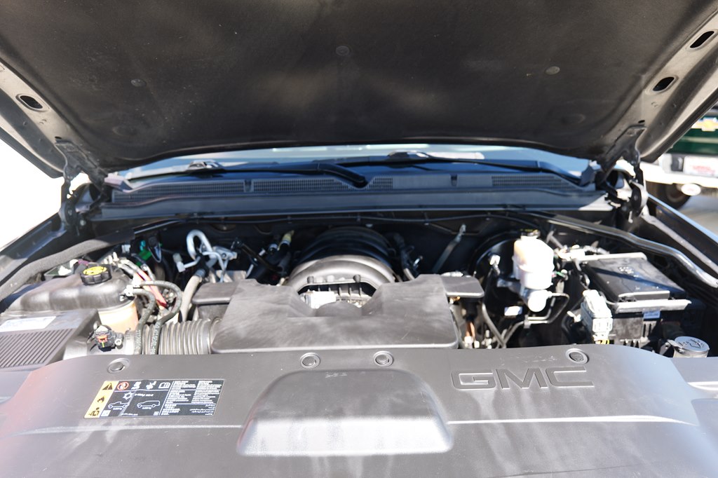 Photo 58 of this GMC YUKON