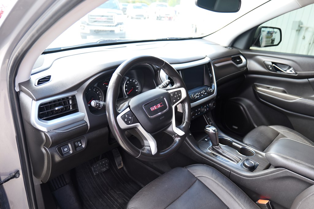 Photo 10 of this GMC ACADIA