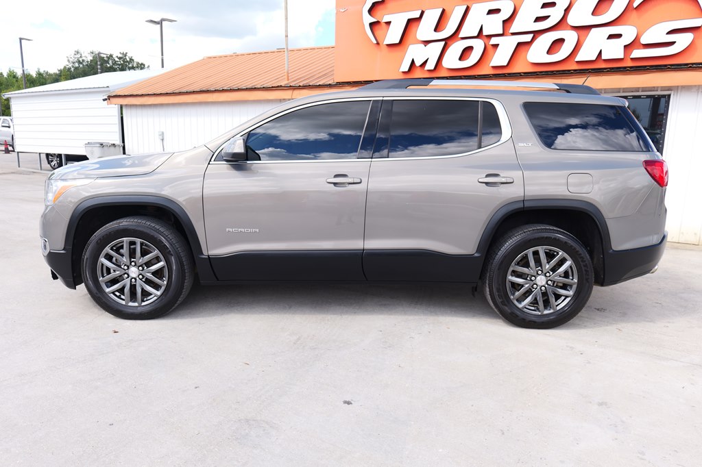 Photo 7 of this GMC ACADIA