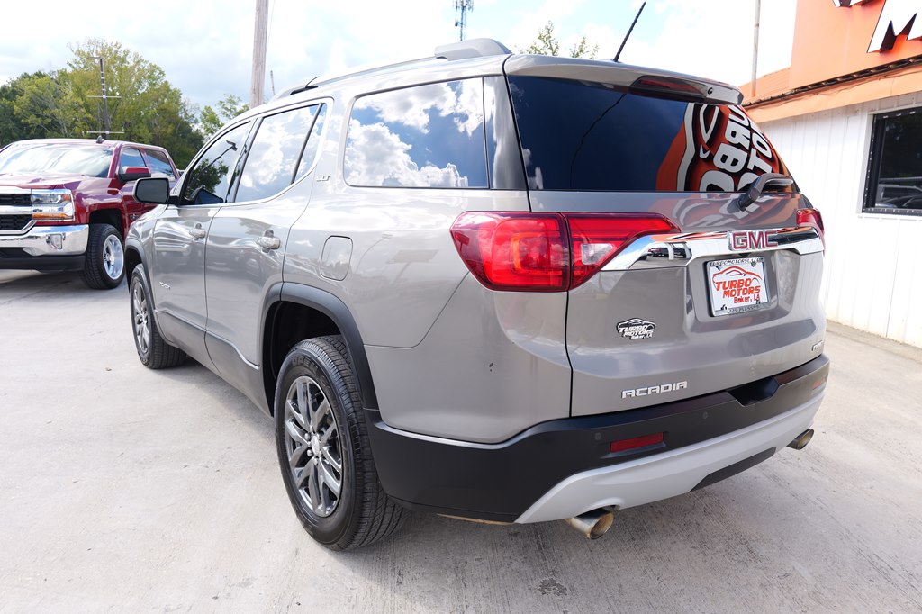 Photo 6 of this GMC ACADIA