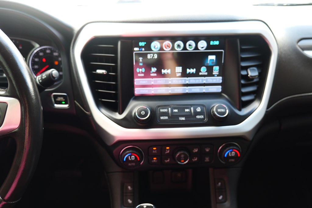 Photo 19 of this GMC ACADIA