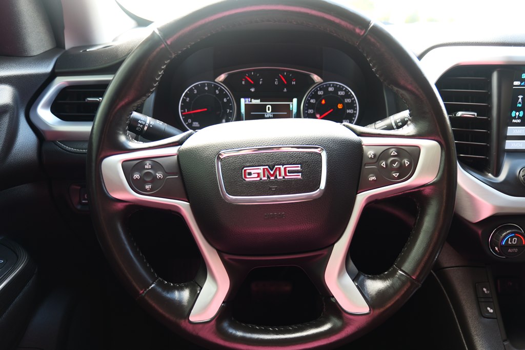 Photo 15 of this GMC ACADIA