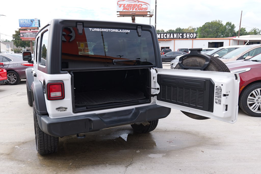 Used Car 2018 Jeep Wrangler Unlimi  Sport For Sale Under $25,000 In Baker, Louisiana