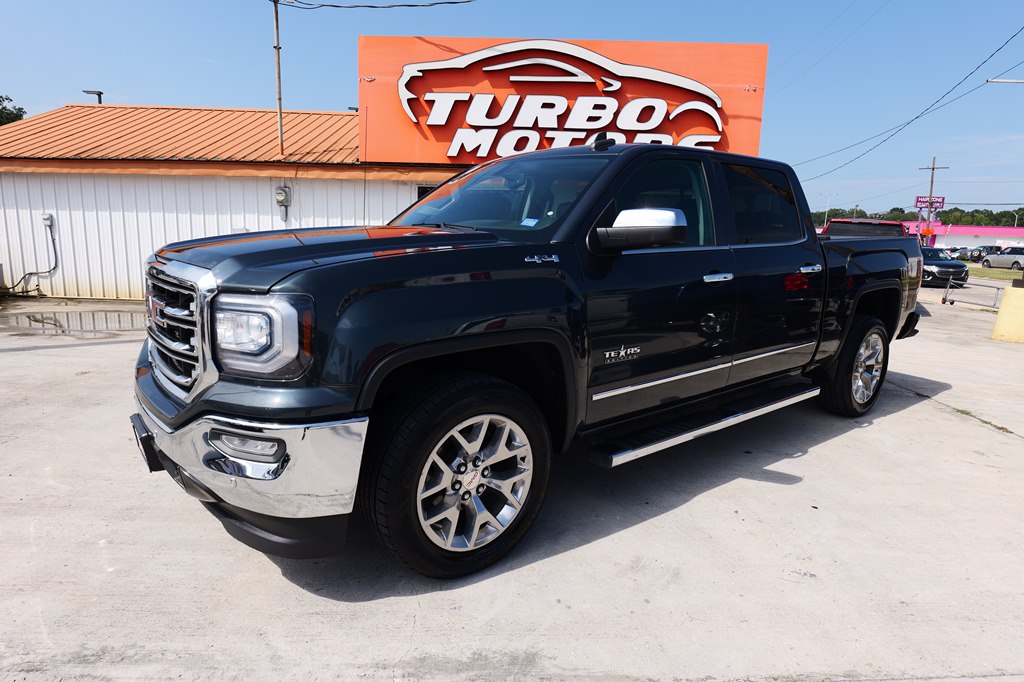 Photo 2 of this GMC SIERRA