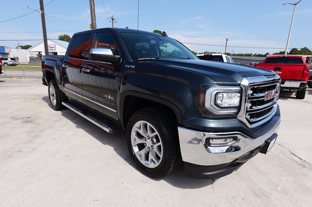Photo 4 of this GMC SIERRA