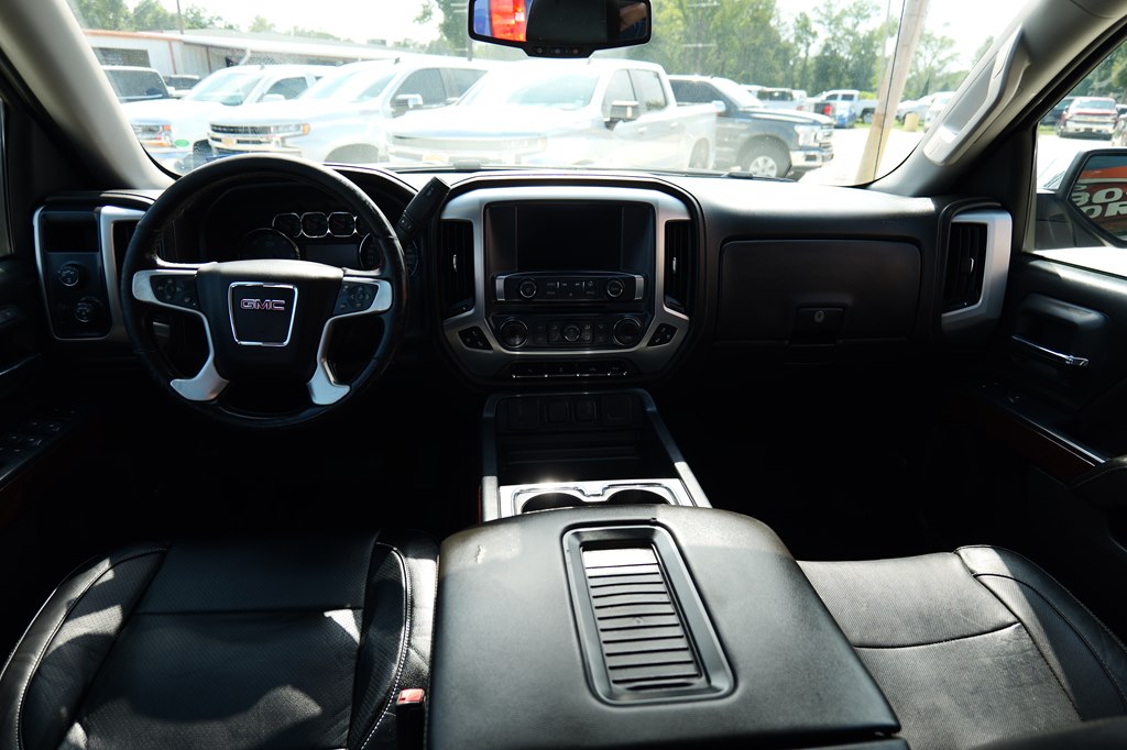 Photo 36 of this GMC SIERRA