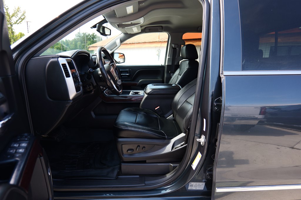 Photo 11 of this GMC SIERRA
