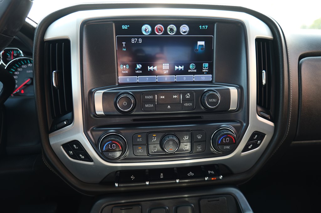 Photo 22 of this GMC SIERRA