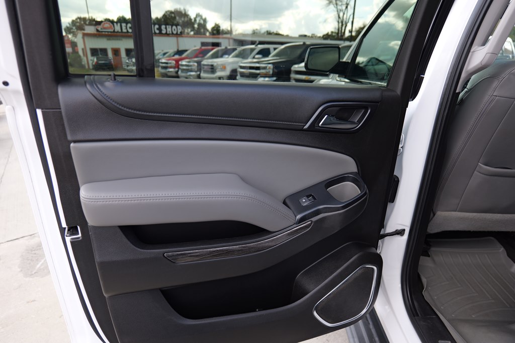 Used Car 2018 Chevrolet Suburban  1500 Lt For Sale Under $20,000 In Baker, Louisiana