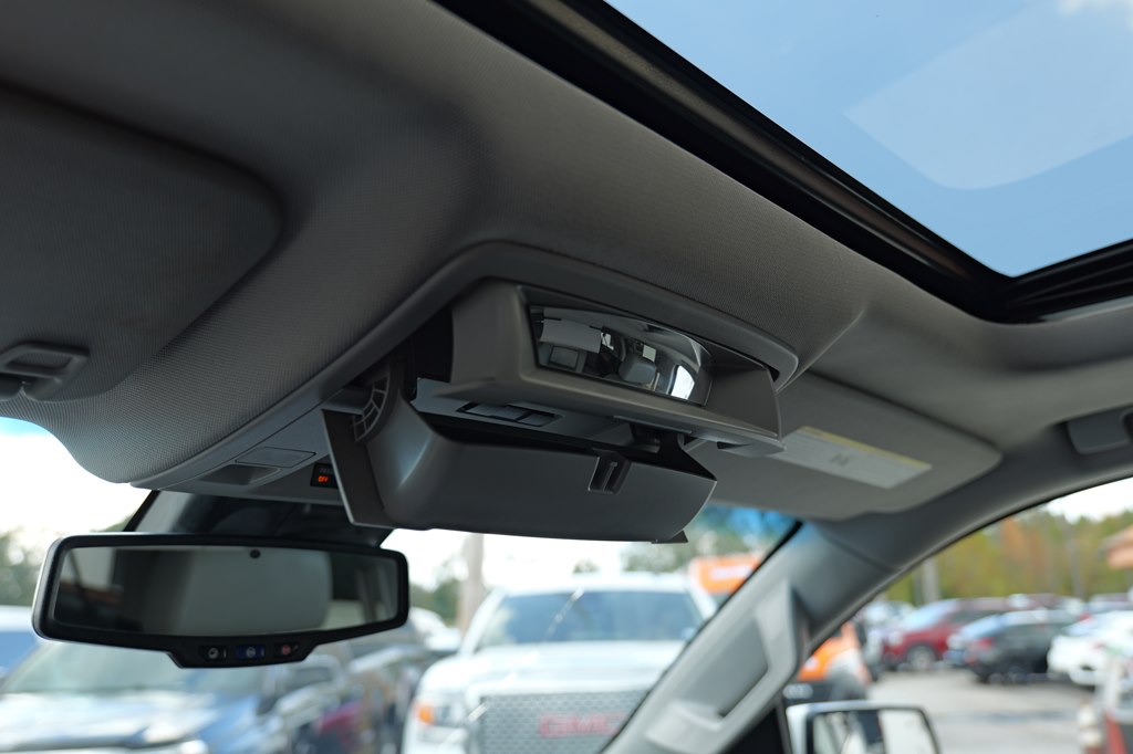 Used Car 2018 Chevrolet Suburban  1500 Lt For Sale Under $20,000 In Baker, Louisiana