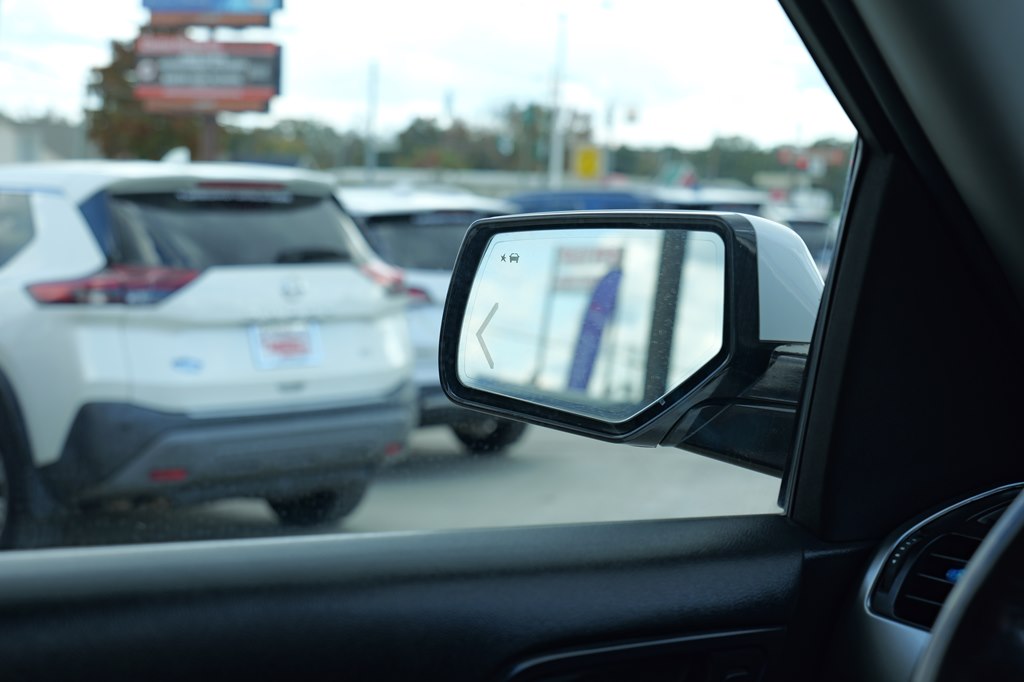 Used Car 2018 Chevrolet Suburban  1500 Lt For Sale Under $20,000 In Baker, Louisiana