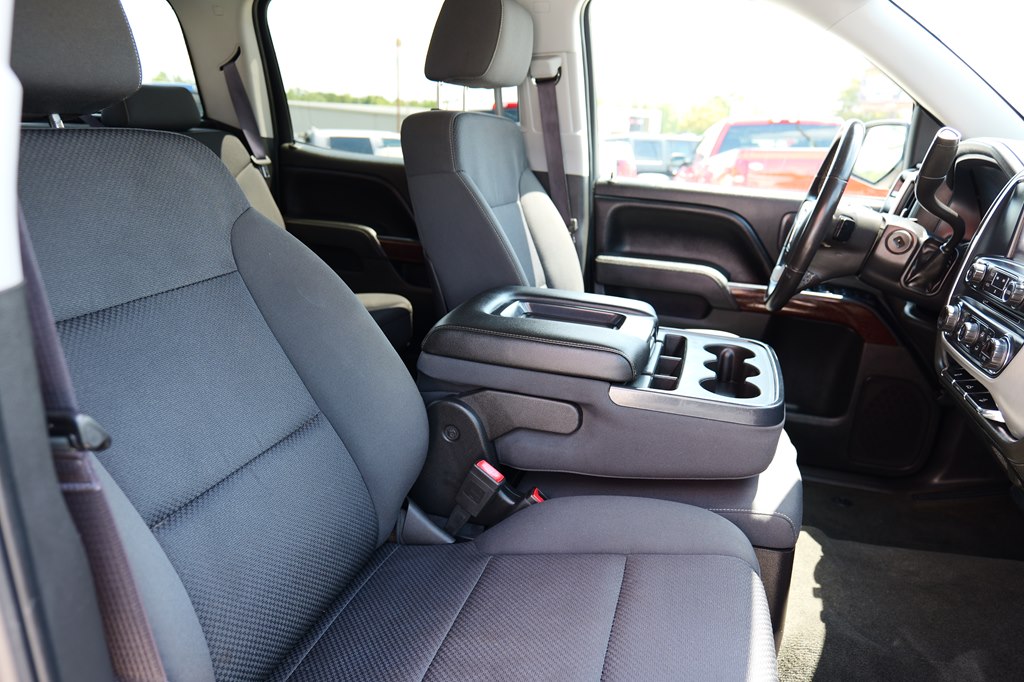 Photo 41 of this GMC SIERRA