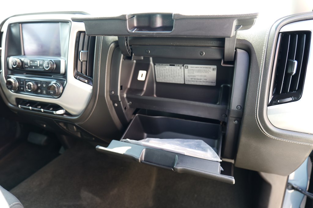 Photo 44 of this GMC SIERRA