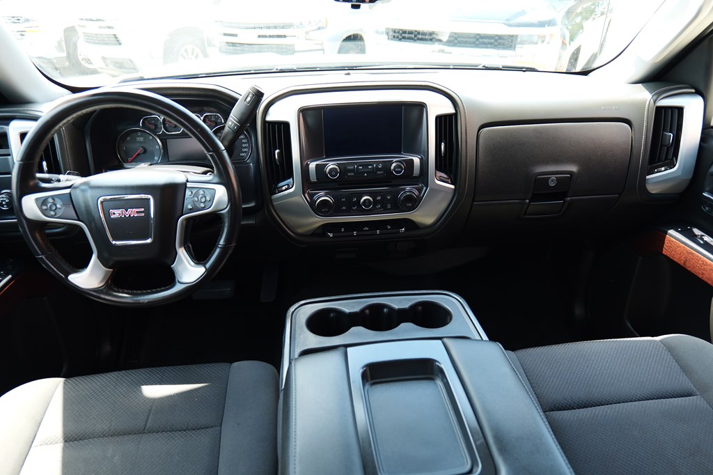 Photo 34 of this GMC SIERRA