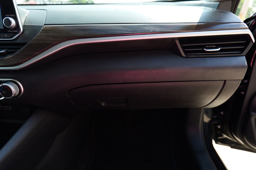 Used Car 2024 Nissan Altima  Sv For Sale Under $20,000 In Baker, Louisiana
