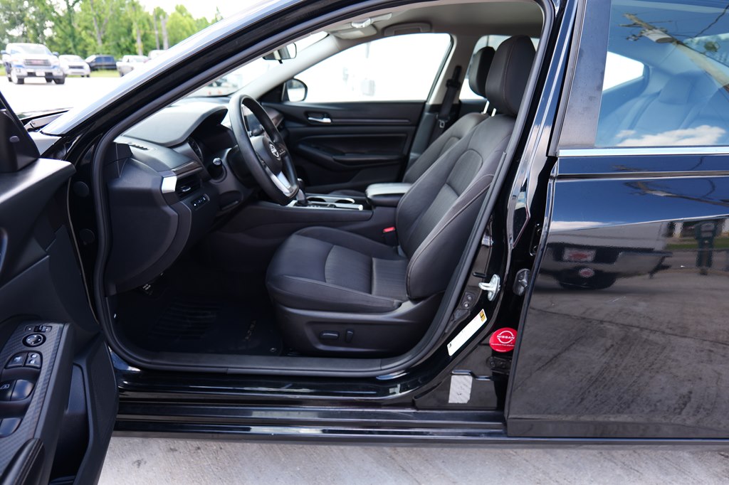 Used Car 2024 Nissan Altima  Sv For Sale Under $20,000 In Baker, Louisiana