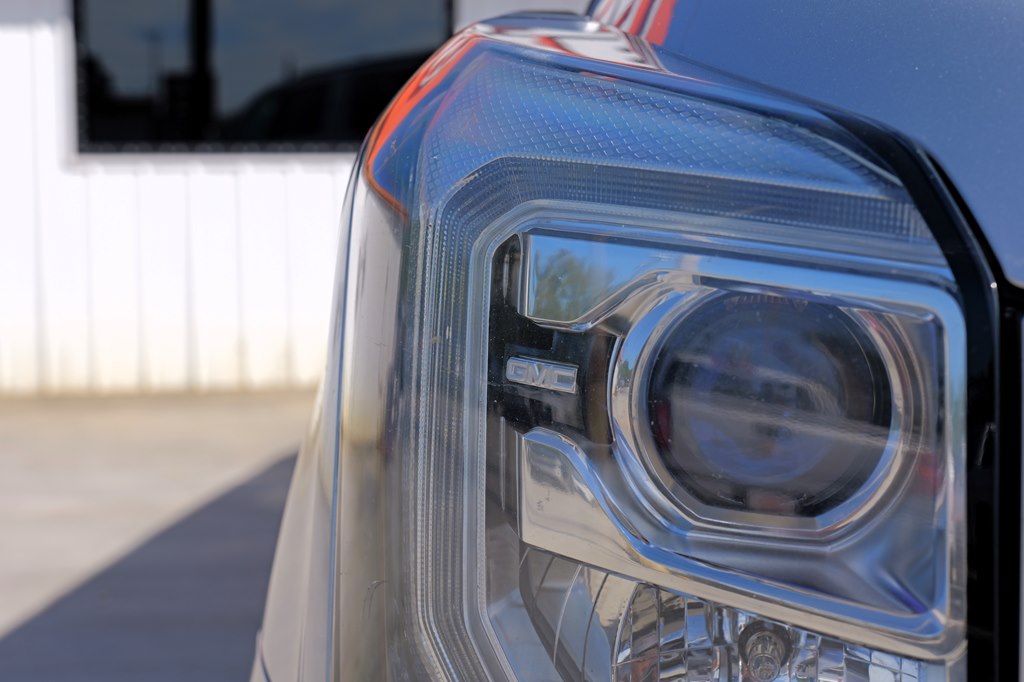 Used Car 2016 Gmc Yukon Xl  1500 Slt For Sale Under $20,000 In Baker, Louisiana