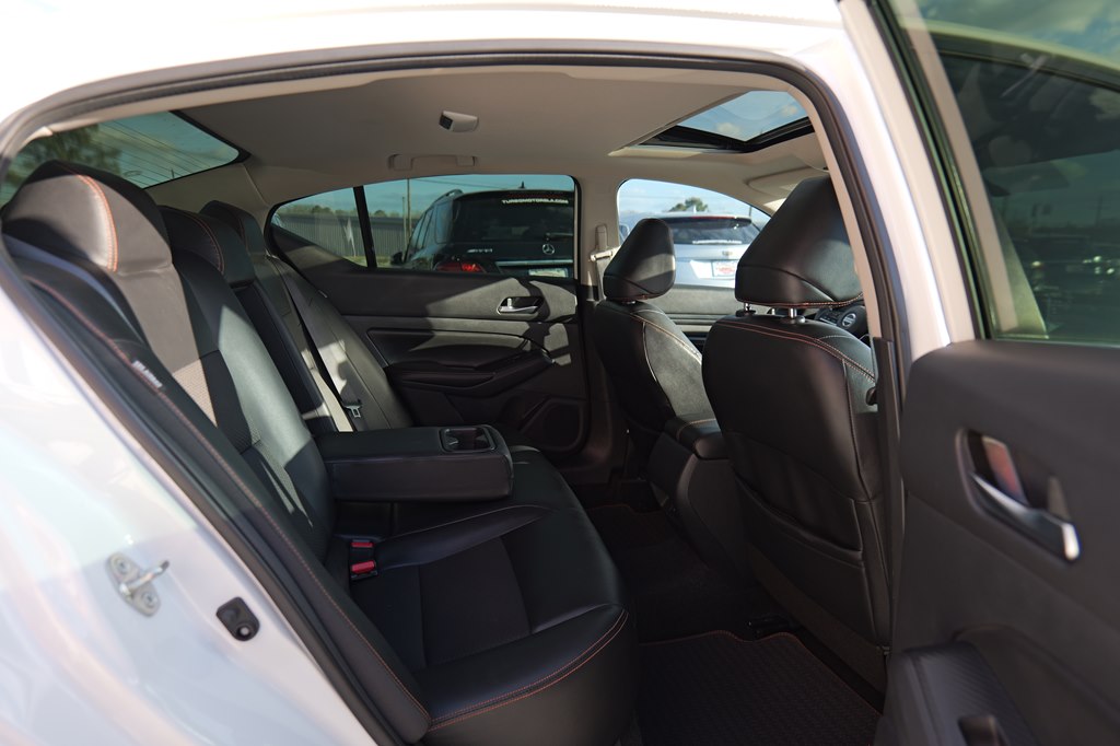 Used Car 2019 Nissan Altima  Sr For Sale Under $20,000 In Baker, Louisiana