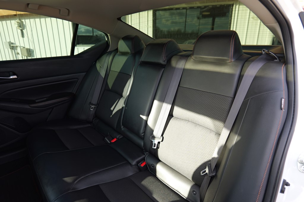 Used Car 2019 Nissan Altima  Sr For Sale Under $20,000 In Baker, Louisiana