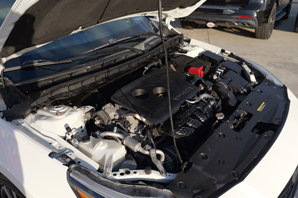 Used Car 2019 Nissan Altima  Sr For Sale Under $20,000 In Baker, Louisiana