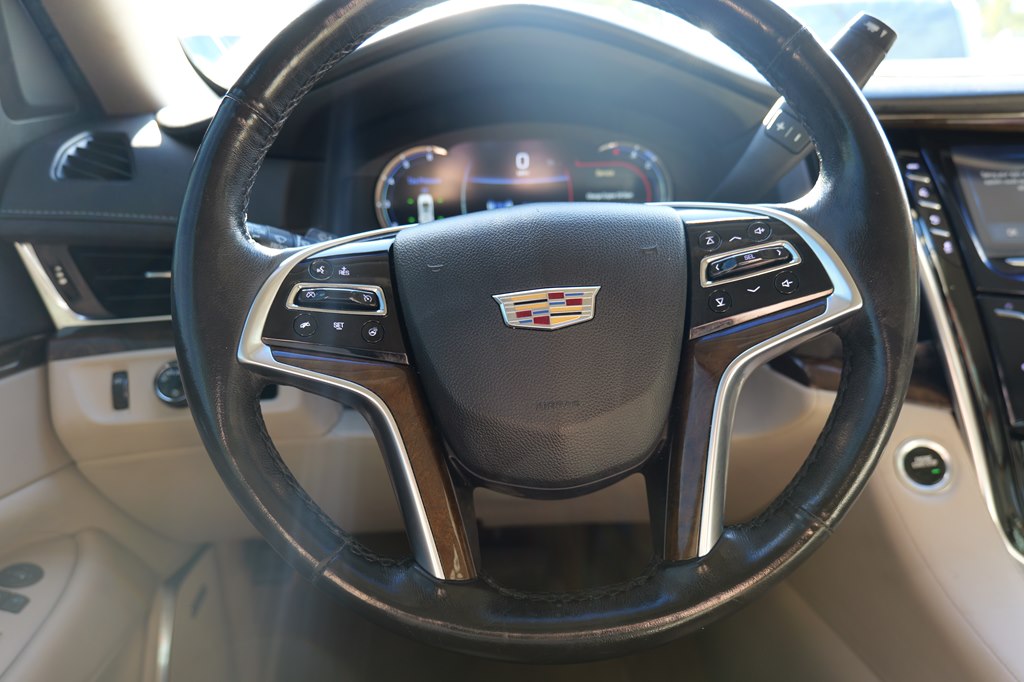 Photo 18 of this CADILLAC ESCALADE