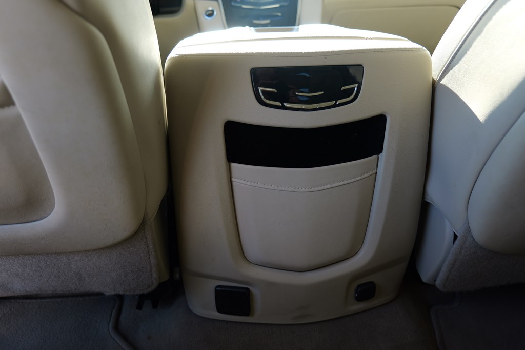Photo 35 of this CADILLAC ESCALADE
