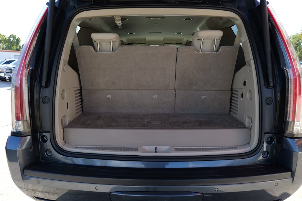 Photo 39 of this CADILLAC ESCALADE