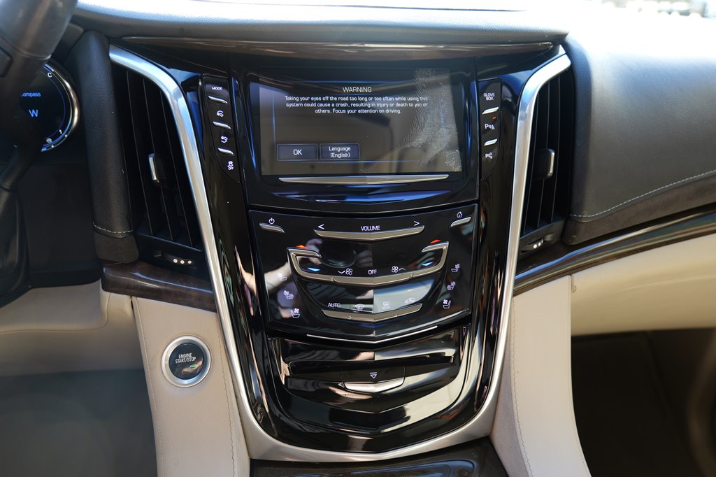 Photo 22 of this CADILLAC ESCALADE