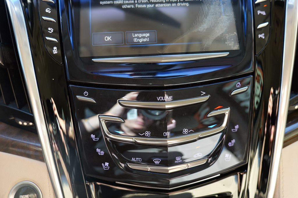 Photo 24 of this CADILLAC ESCALADE