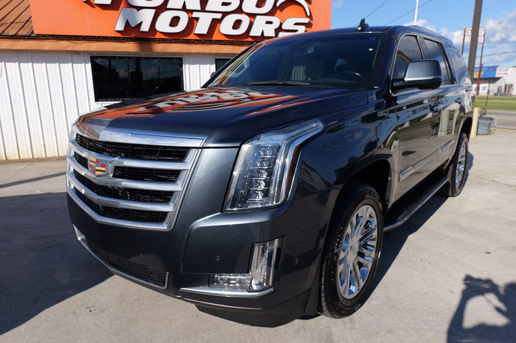 Photo 9 of this CADILLAC ESCALADE