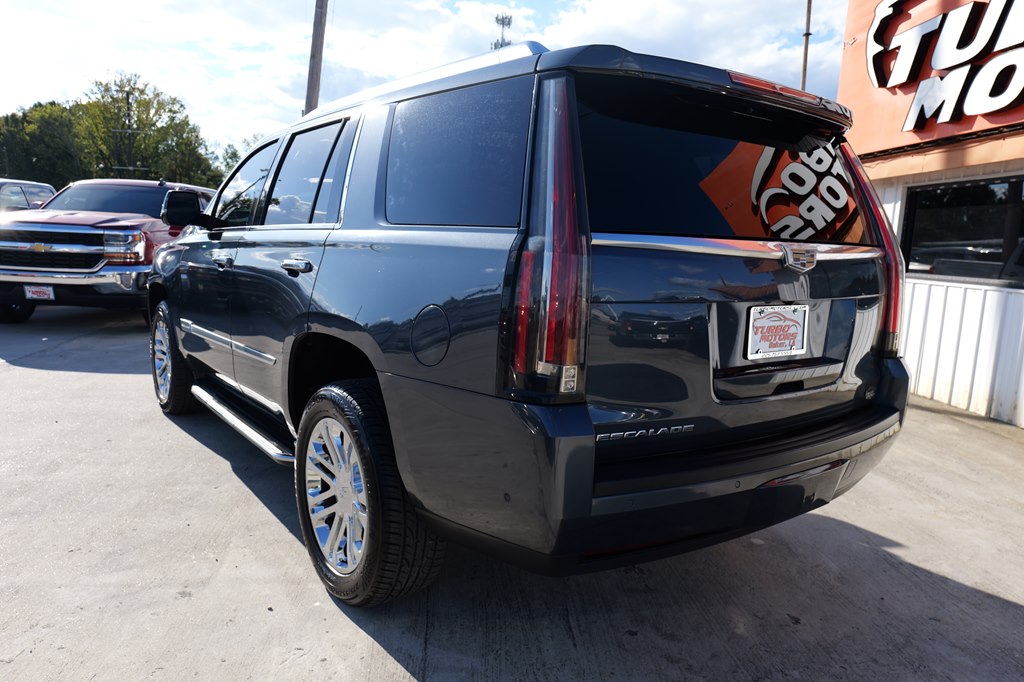 Photo 7 of this CADILLAC ESCALADE