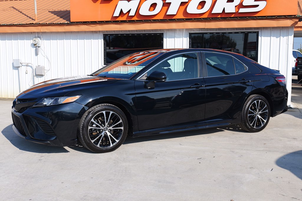 Used Car 2020 Toyota Camry  Se For Sale Under $20,000 In Baker, Louisiana