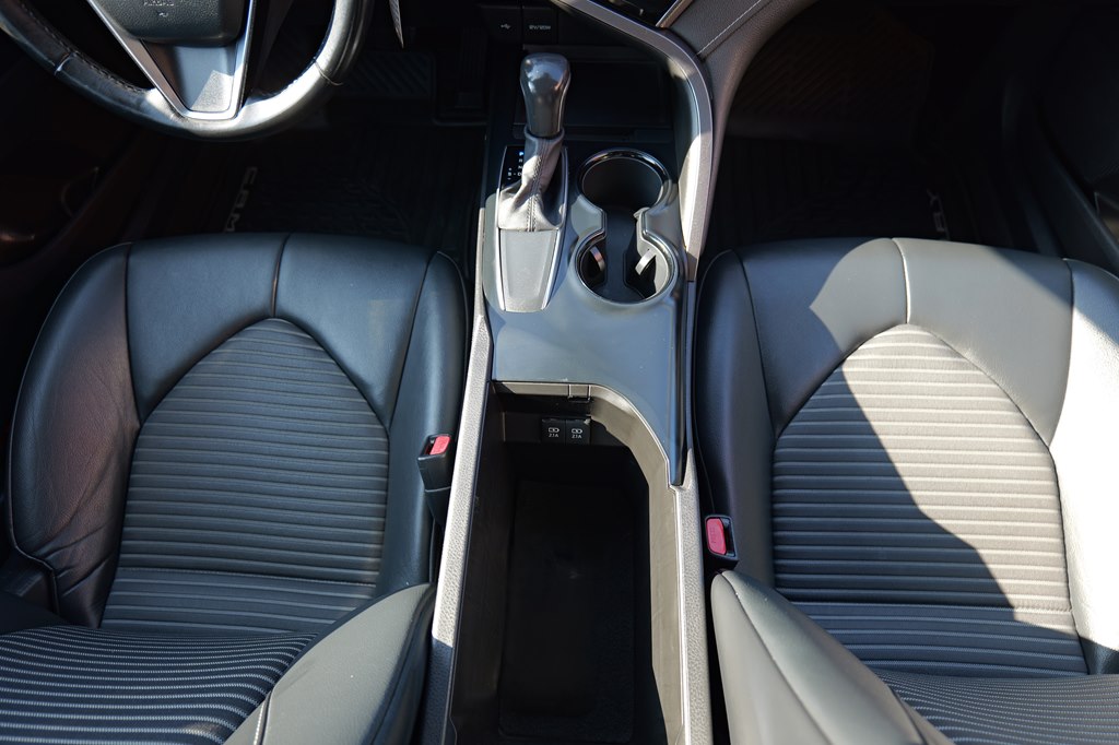 Used Car 2020 Toyota Camry  Se For Sale Under $20,000 In Baker, Louisiana