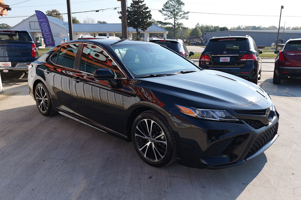 Used Car 2020 Toyota Camry  Se For Sale Under $20,000 In Baker, Louisiana