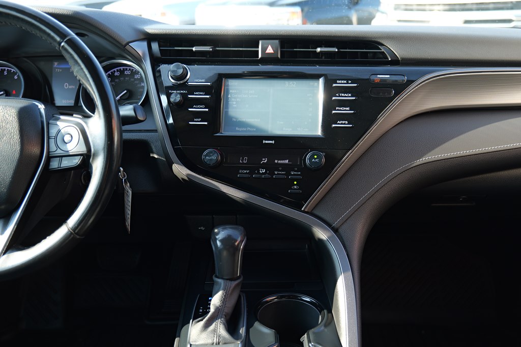 Used Car 2020 Toyota Camry  Se For Sale Under $20,000 In Baker, Louisiana