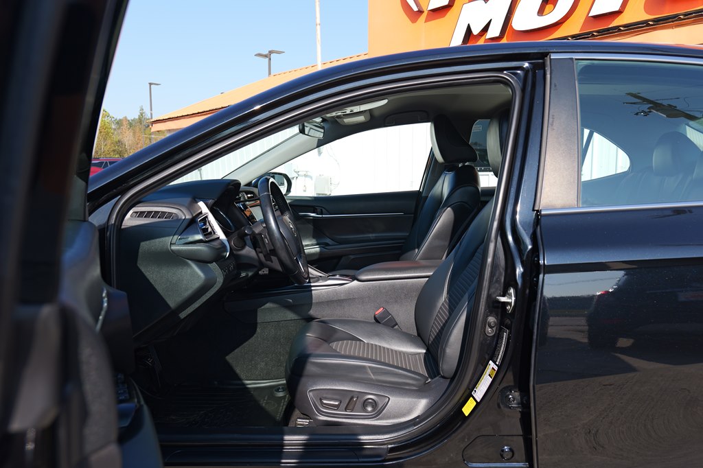 Used Car 2020 Toyota Camry  Se For Sale Under $20,000 In Baker, Louisiana