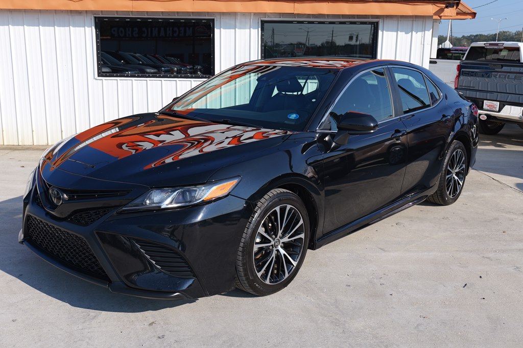 Used Car 2020 Toyota Camry  Se For Sale Under $20,000 In Baker, Louisiana