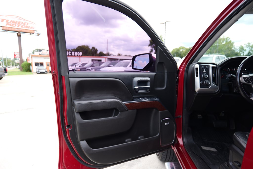 Photo 13 of this GMC SIERRA