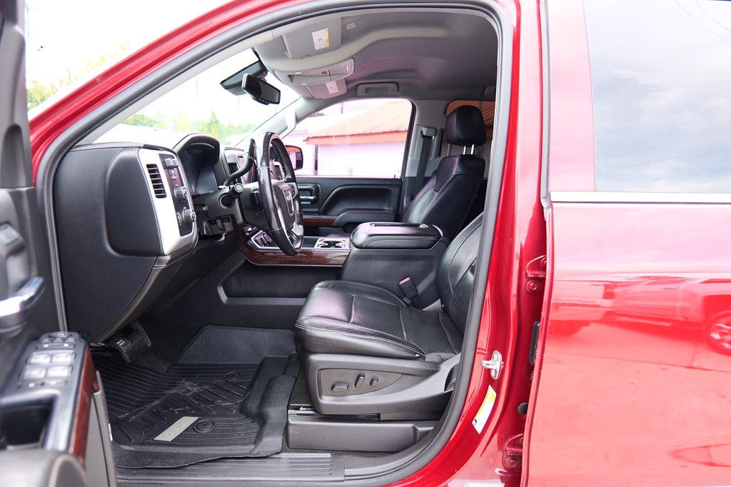 Photo 10 of this GMC SIERRA