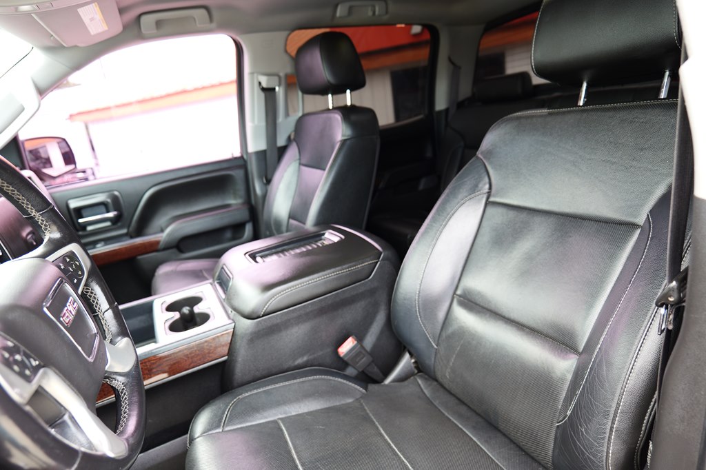 Photo 12 of this GMC SIERRA