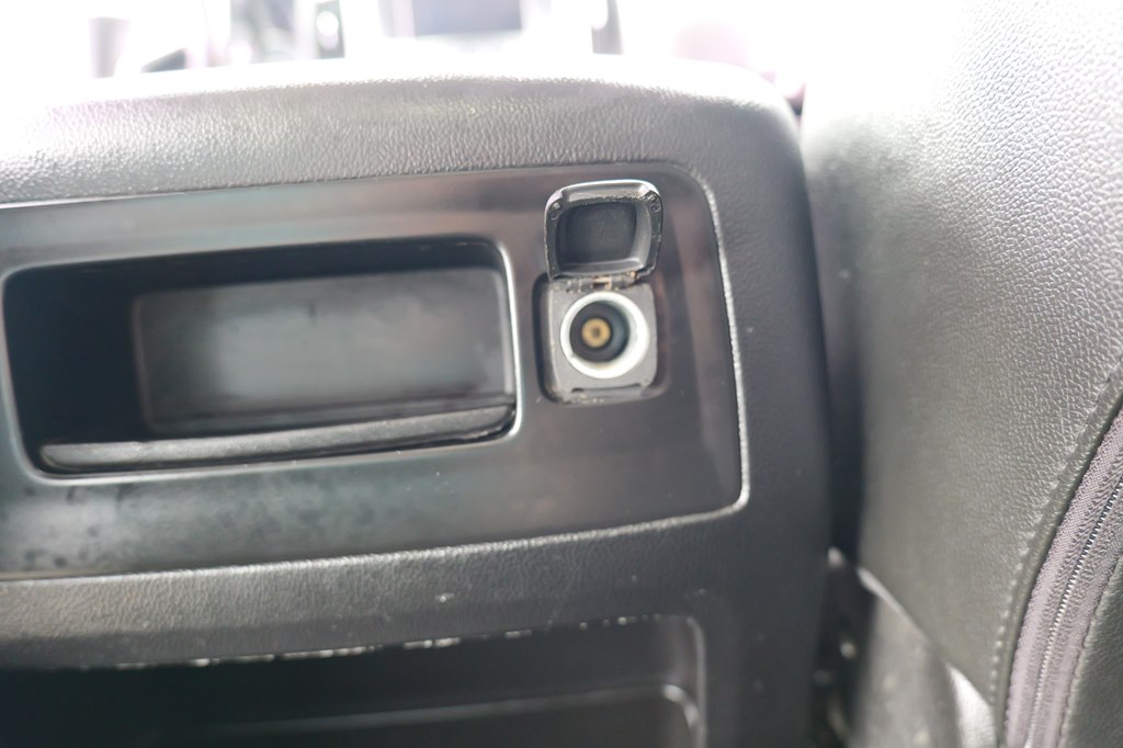 Photo 36 of this GMC SIERRA