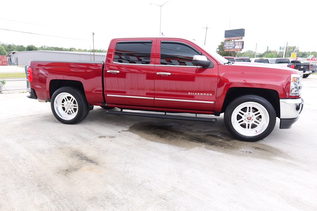 Photo 4 of this CHEVROLET SILVERADO 1500