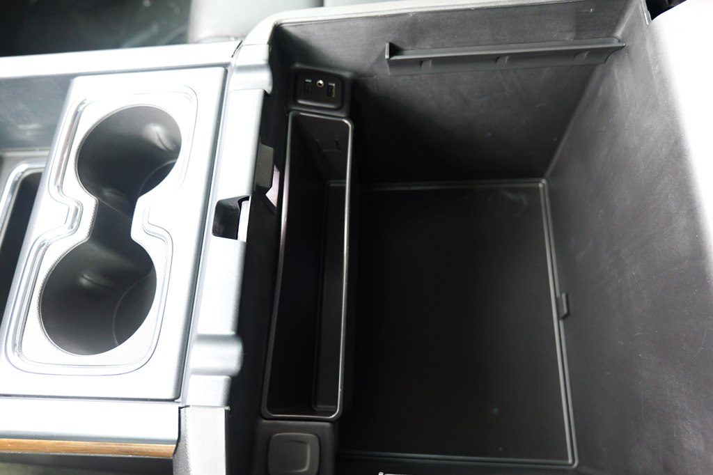 Photo 27 of this CHEVROLET SILVERADO 1500