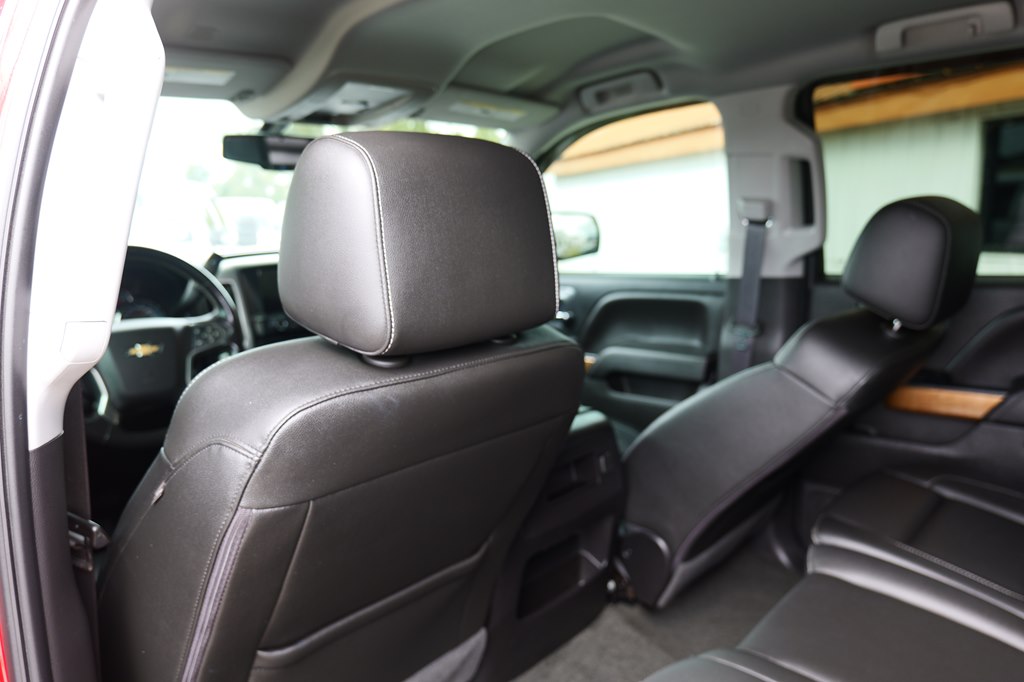 Photo 31 of this CHEVROLET SILVERADO 1500