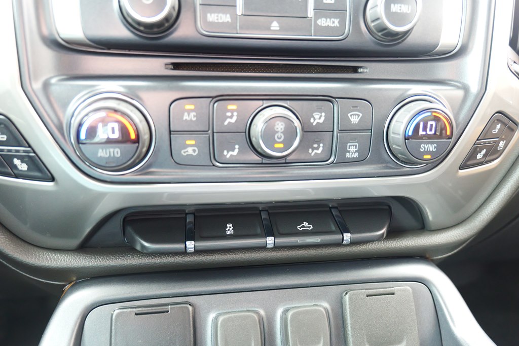 Photo 23 of this CHEVROLET SILVERADO 1500