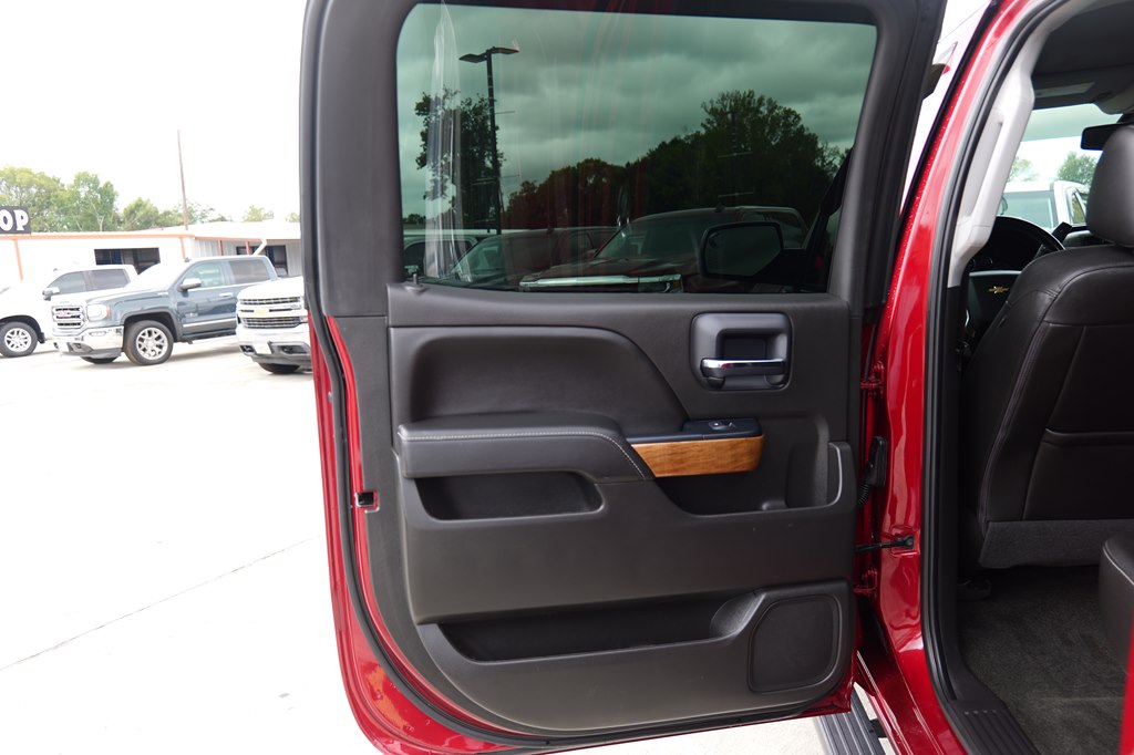 Photo 33 of this CHEVROLET SILVERADO 1500