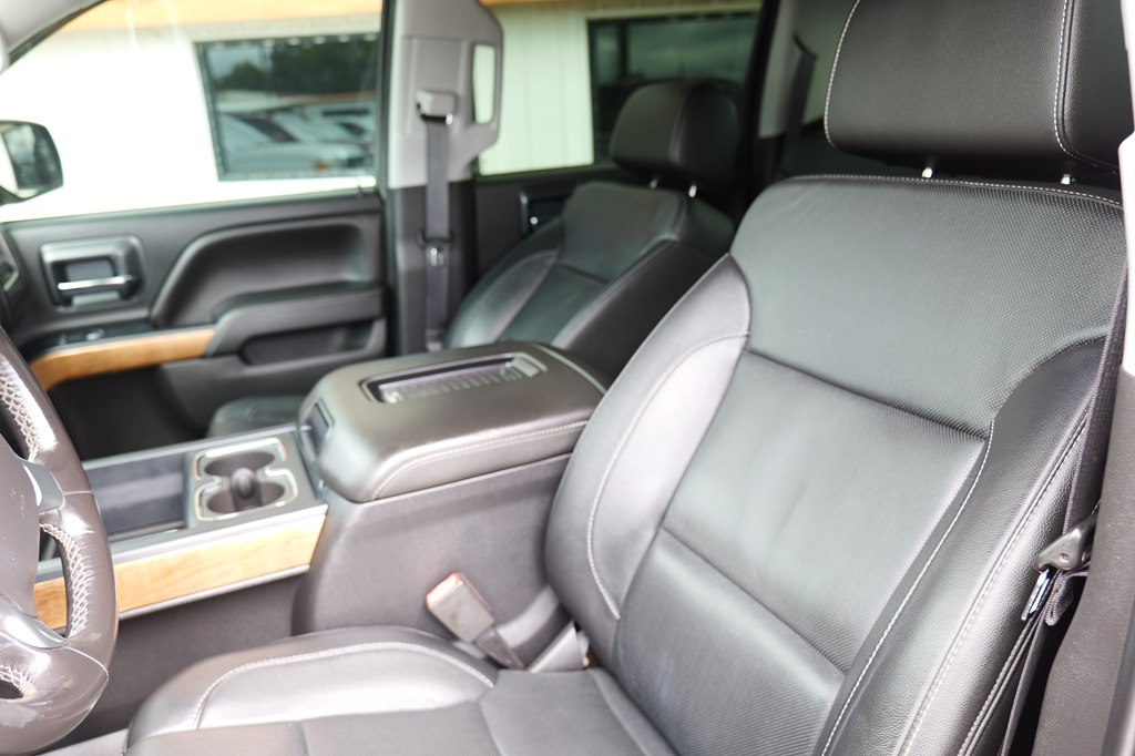 Photo 12 of this CHEVROLET SILVERADO 1500
